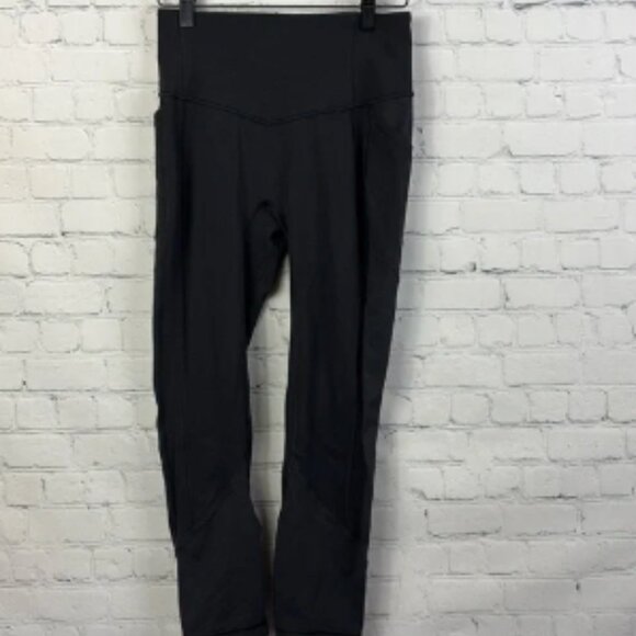 LULULEMON Black Tight Leggings 24" size 6 - Picture 1 of 6
